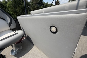 24ft Manitou Yacht For Sale