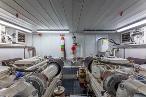 Gravity 85ft Azimut Yacht For Sale