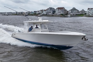 Flooring It 38ft Jupiter Yacht For Sale
