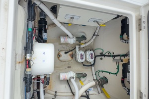Flooring It 38ft Jupiter Yacht For Sale