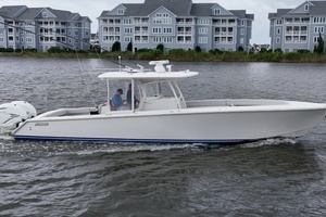 Flooring It 38ft Jupiter Yacht For Sale