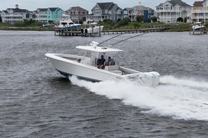 Flooring It 38ft Jupiter Yacht For Sale