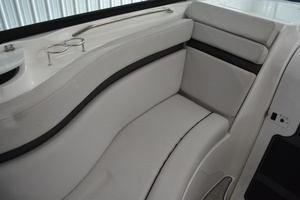 32ft Rinker Yacht For Sale