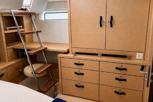 Hindsight 64ft Jeanneau Yacht For Sale