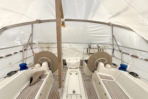 CARA OF PORTSMOUTH 44ft Jeanneau Yacht For Sale