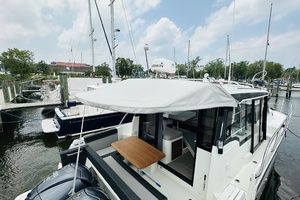 34ft Jeanneau Yacht For Sale