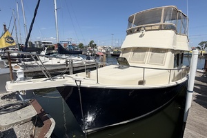 FIDELITY 34ft Mainship Yacht For Sale