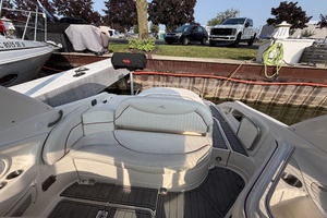 PURA VIDA 29ft Monterey Yacht For Sale
