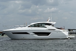 Aquaholic 46ft Cruisers Yacht For Sale