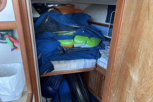 PIRATE SHIP 34ft Carver Yacht For Sale