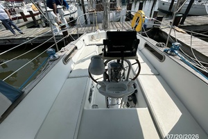 Lucky Dog 35ft Pearson Yacht For Sale