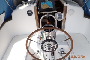 Lucky Dog 35ft Pearson Yacht For Sale