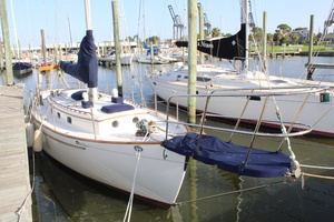 Bay Girl 36ft Cape George Yacht For Sale