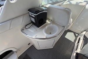 Active Pursuit 33ft Sea Ray Yacht For Sale