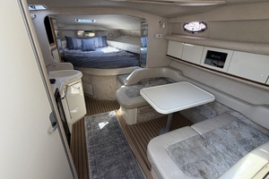Active Pursuit 33ft Sea Ray Yacht For Sale