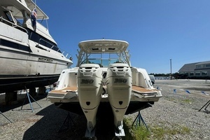 G MAN 32ft Boston Whaler Yacht For Sale