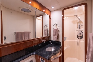 UPSIDE 58ft Sea Ray Yacht For Sale
