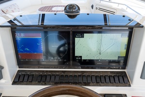 UPSIDE 58ft Sea Ray Yacht For Sale