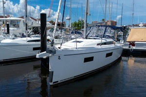 Lady Balkam 34ft Beneteau Yacht For Sale