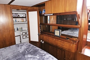 Exit Strategy 37ft President Yacht For Sale