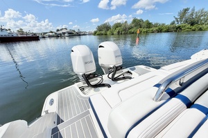 28ft Chaparral Yacht For Sale