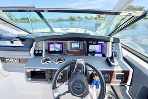28ft Chaparral Yacht For Sale