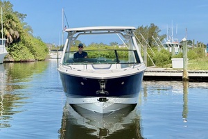 28ft Chaparral Yacht For Sale