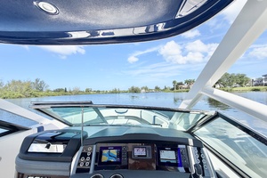 28ft Chaparral Yacht For Sale