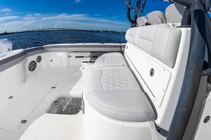 39ft Yellowfin Yacht For Sale