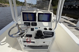 26ft NauticStar Yacht For Sale