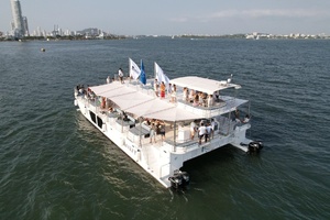80ft Custom Yacht For Sale