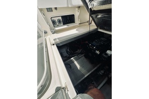 Fiasco 29ft Sea Ray Yacht For Sale