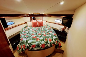 Distraction 45ft Carver Yacht For Sale