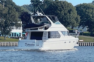 Distraction 45ft Carver Yacht For Sale