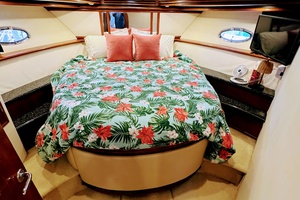 Distraction 45ft Carver Yacht For Sale