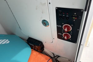 25ft Sea Hunt Yacht For Sale