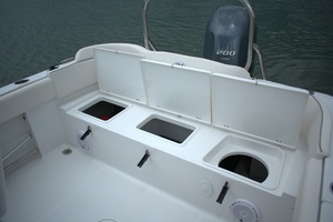 23ft Sea Hunt Yacht For Sale