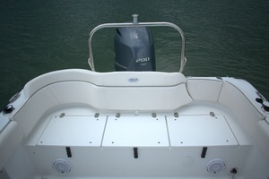 23ft Sea Hunt Yacht For Sale