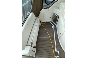 30ft Regal Yacht For Sale