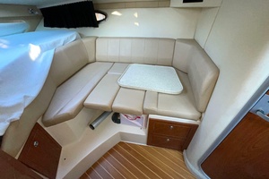 30ft Regal Yacht For Sale