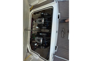 30ft Regal Yacht For Sale