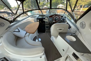 30ft Regal Yacht For Sale
