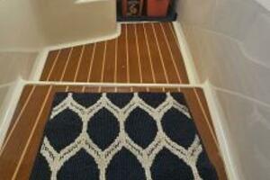 K DEE 32ft World Cat Yacht For Sale