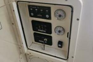 K DEE 32ft World Cat Yacht For Sale
