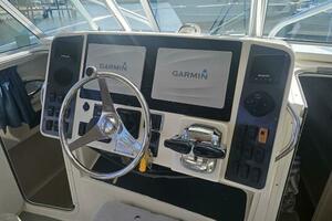K DEE 32ft World Cat Yacht For Sale