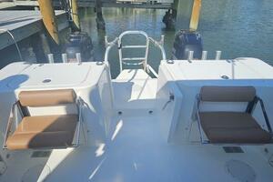 K DEE 32ft World Cat Yacht For Sale