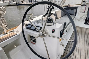 Inconceivable 45ft Beneteau Yacht For Sale