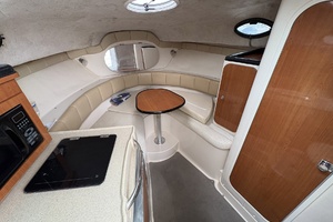27ft Wellcraft Yacht For Sale