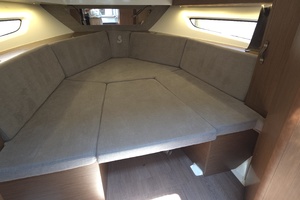 NEVER GIVEN 32ft Beneteau Yacht For Sale
