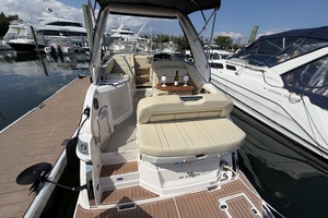 28ft Regal Yacht For Sale